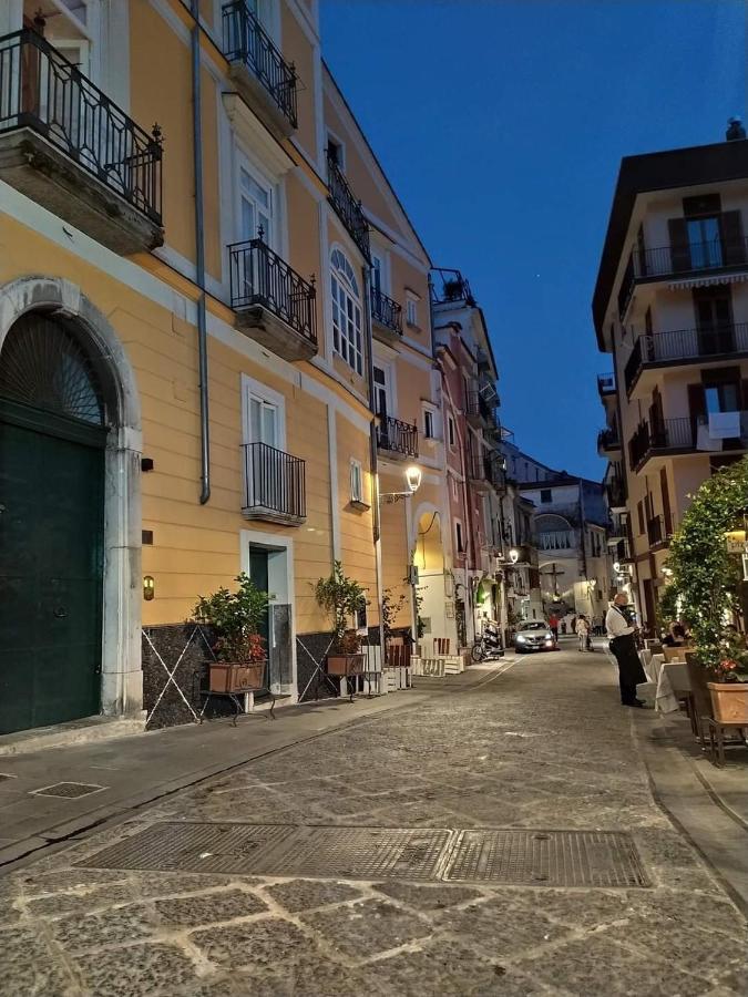 Amalfi Coast Palace In Minori Apartment Exterior foto